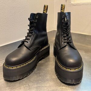 Dr. Martens 1460 Pascal Max Signature Lace Up Boots